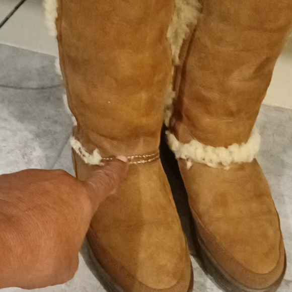 UGG boots size 7 w women - Picture 6 of 6